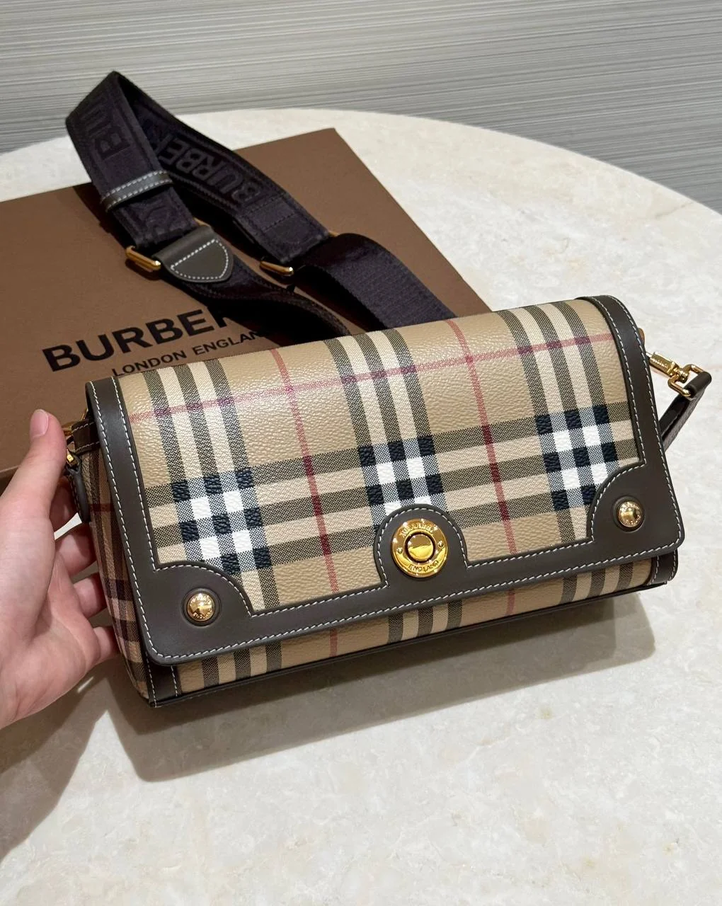 Жіноча сумка-Burberry